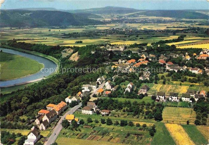 Fuerstenberg  Weser Niedersachsen Fliegeraufnahme Weser Fluss Dorf Kirche Felder