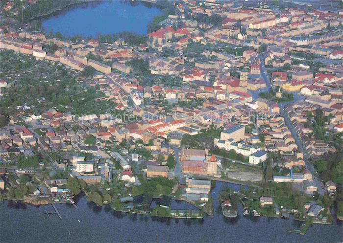 Neustrelitz Mecklenburg-Vorpommern Zierker-See Glambecker-See Stadtpanorama Kirc