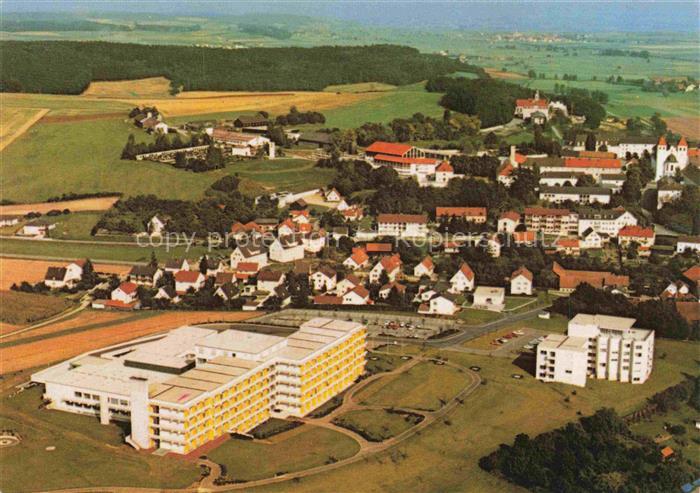 Mallersdorf Mallersdorf-Pfaffenberg Fliegeraufnahme Krankenhaus Dorf Kirche Feld