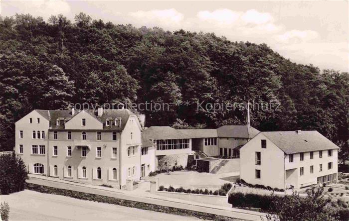 Bendorf Rhein Mayen-Koblenz Rheinland-Pfalz Gebaeudekomplex Kapelle Wald Hang Sc