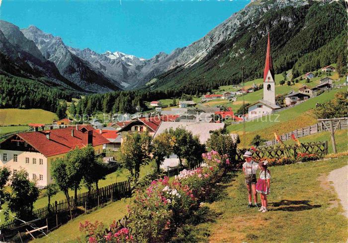 Trins Gschnitztal Innsbruck Tirol AT Gschnitztal Feuersteine Kirche Dorf Alpenbl