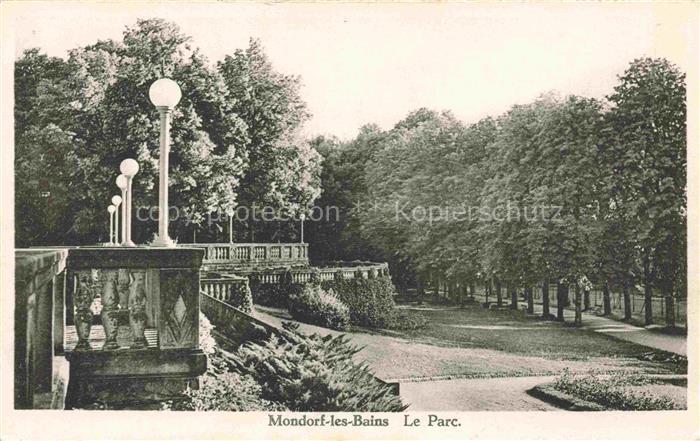 Mondorf-les-Bains Bad Mondorf Luxembourg Parc Laterne Balustrade Allee Baeume Ku