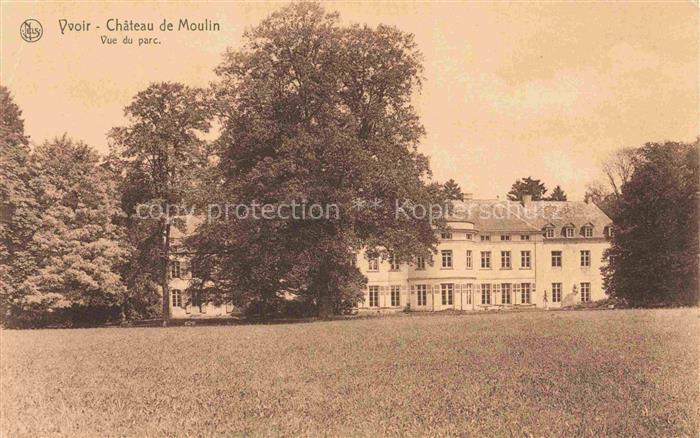 Yvoir Namur Belgie Château-de-Moulin Schloss Park Baeume Wiese Parkanlage