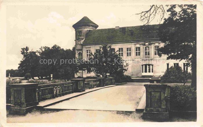 Rheinsberg Brandenburg Schloss Turm Einfahrt Bruecke Park SVA-Brandenburg Erholu