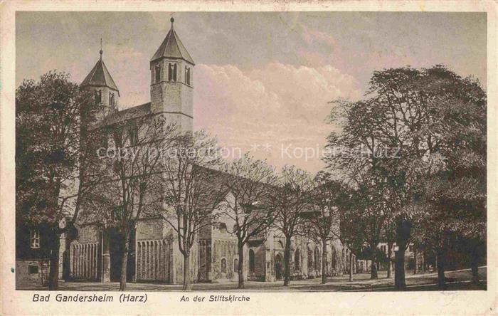 Bad Gandersheim Stiftskirche Kirche Romanisch Baeume Platz Harz