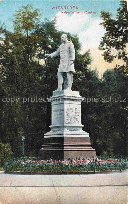 WIESBADEN Kaiser-Wilhelm-Denkmal Denkmal Statue Park Baeume Blumenanlage handkol