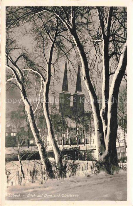 LueBECK  CITY Dom Obertrave Kirchturm Schnee Winter Birken Trave