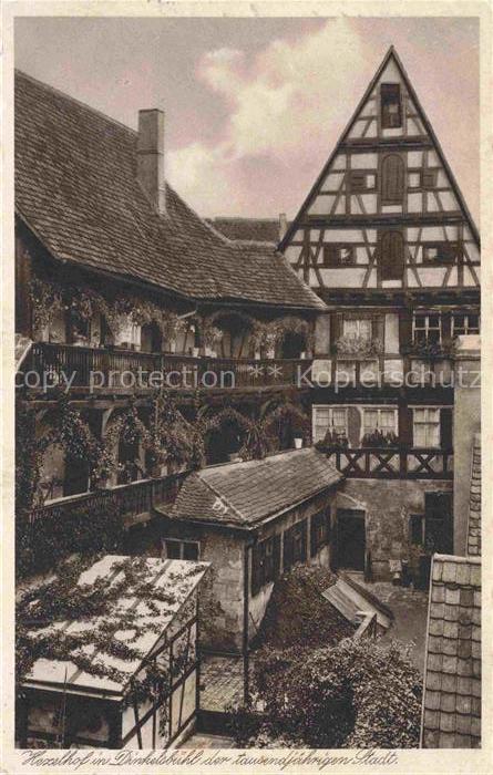 DINKELSBueHL Hetzelhof Fachwerkhaus Innenhof Balkon Rankpflanzen Altstadt Mittel
