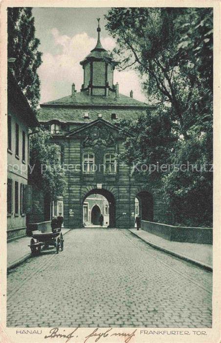 HANAU  Main Frankfurter-Tor Stadttor Turm Kutsche Kopfsteinpflaster Baeume