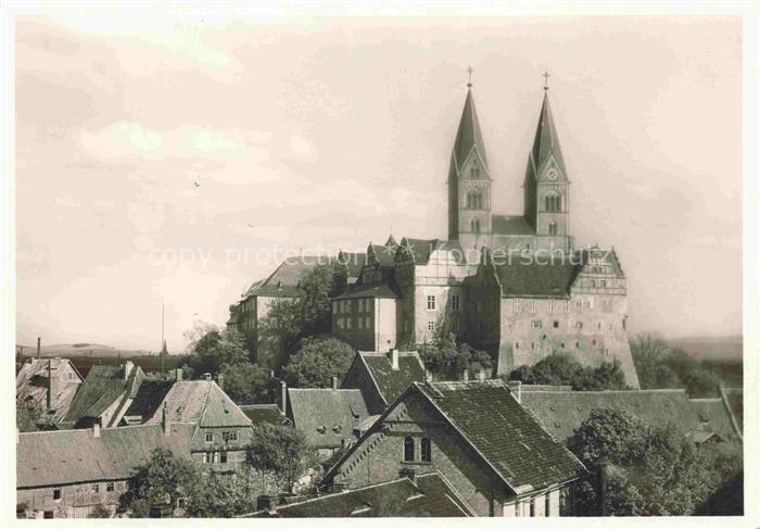 Quedlinburg Harz Schlosskirche Stiftskirche Doppelturm Romanik Burgberg Altstadt
