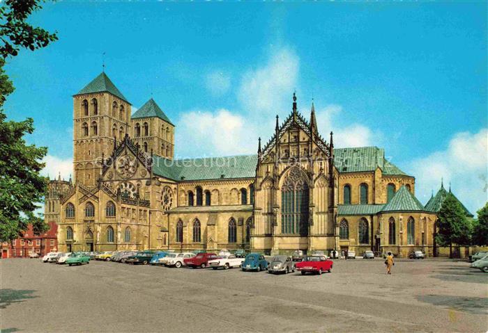 MueNSTER Westfalen NRW Dom Kathedrale Romanisch Gotisch Domplatz Parkplatz Autos
