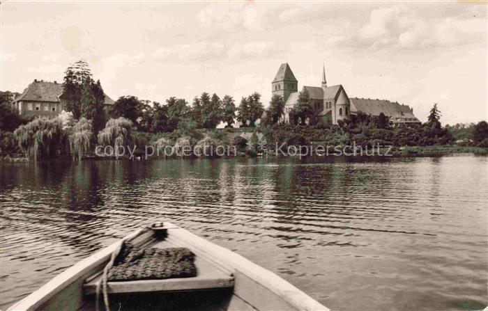 Ratzeburg Schleswig-Holstein Inselstadt Dom See Kirche Ruderboot Weiden Spiegelu