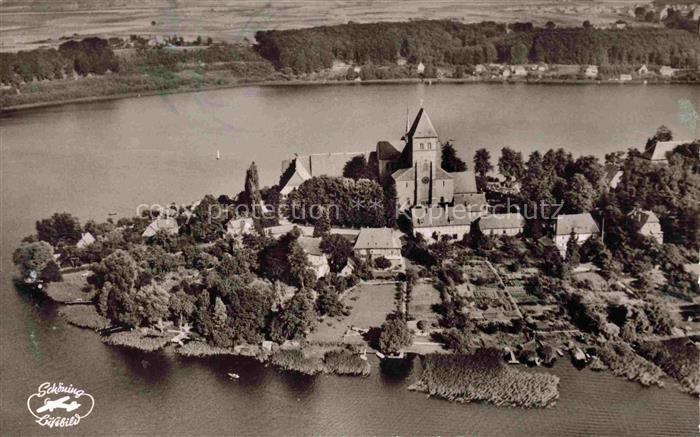 Ratzeburg Schleswig-Holstein Inselstadt Dom Insel See Luftbild Kirche Baeume