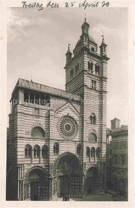 CAMOGLI Liguria IT Duomo Dom Fassade Rosette Streifen-Marmor Tuerme Romanik Port