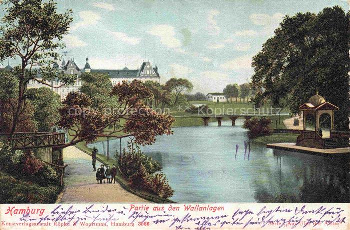 HAMBURG  CITY Wallanlagen Park See Pavillon Bruecke Spaziergaenger Schloss Baeum