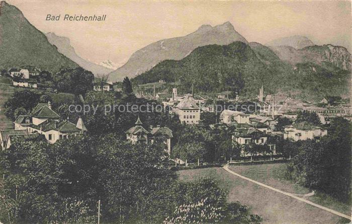 BAD REICHENHALL Bayern Stadtpanorama Berge Alpen Kirche Wohnhaeuser Baeume Weg