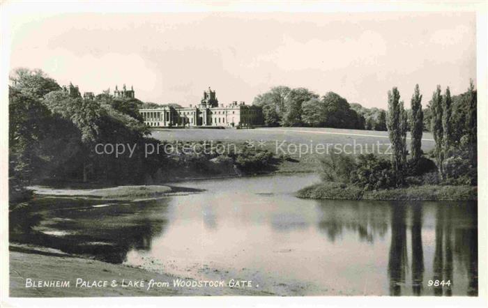 Woodstock & Bladon Blenheim-Palace Lake Woodstock-Gate Park See Palast Baeume