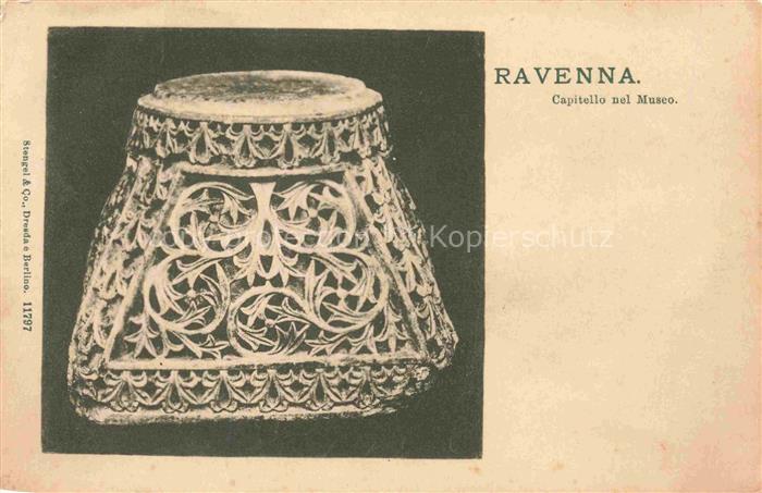 RAVENNA Emilia-Romagna IT Capitello Museum Steinmetzarbeit Ornament Byzantinisch