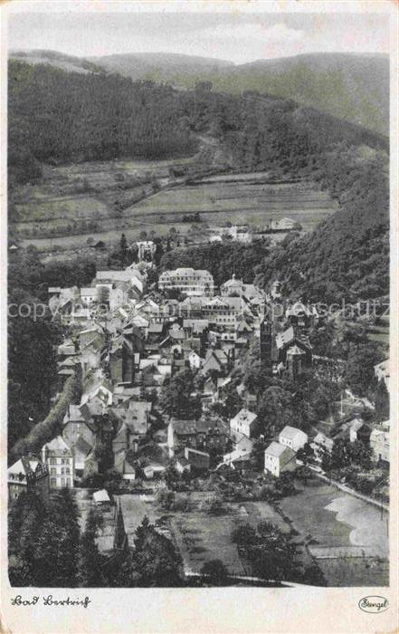 Bad Bertrich Rheinland-Pfalz Stadtansicht Kirche Kurort Tal Wald Huegel Panorama