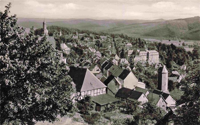 Arnsberg  Westfalen Hochsauerlandkreis NRW Schlossberg Stadtpanorama Kirchturm F