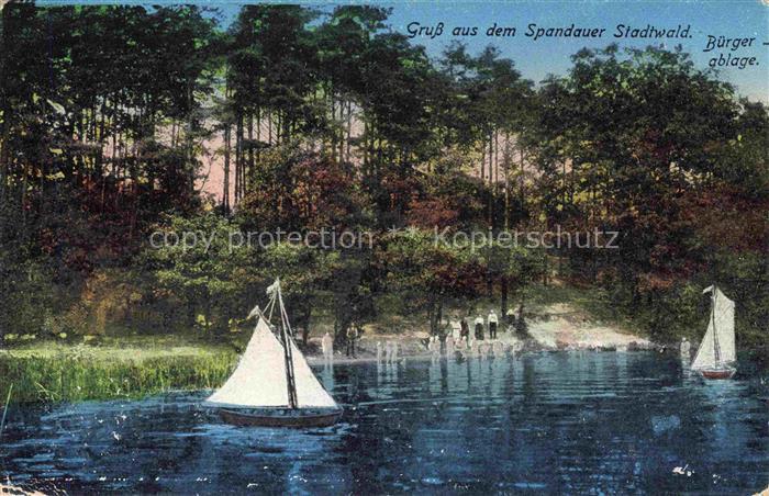 Spandau BERLIN Spandauer-Stadtwald Buergerablage See Segelboote Baeume Sandstran