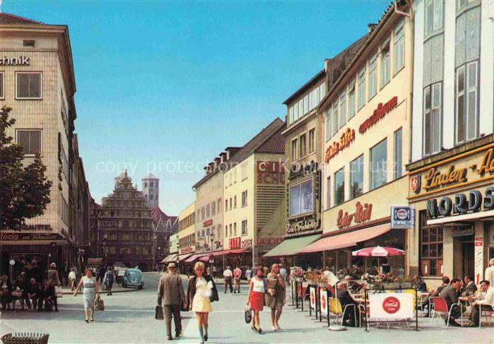 BRAUNSCHWEIG  Niedersachsen Kohlmarkt Gewandhaus Fussgaengerzone Geschaefte Pass
