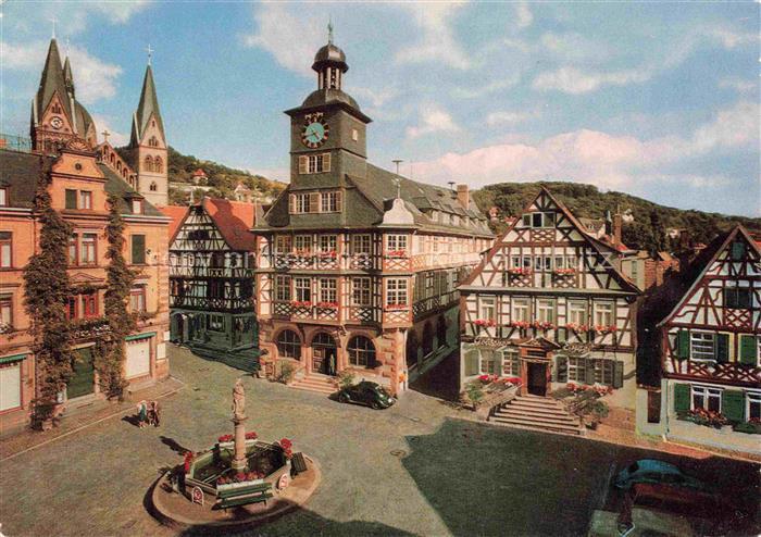 Heppenheim Bergstrasse Hessen Marktplatz Rathaus Goldener-Engel Fachwerkhaus Bru