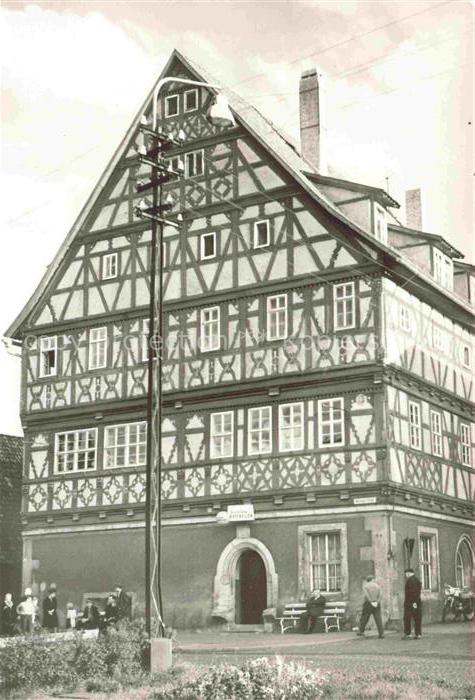 SUHL Thueringen Heinrichs-Ratskeller Fachwerk Fachwerkhaus Ratskeller Altstadt P