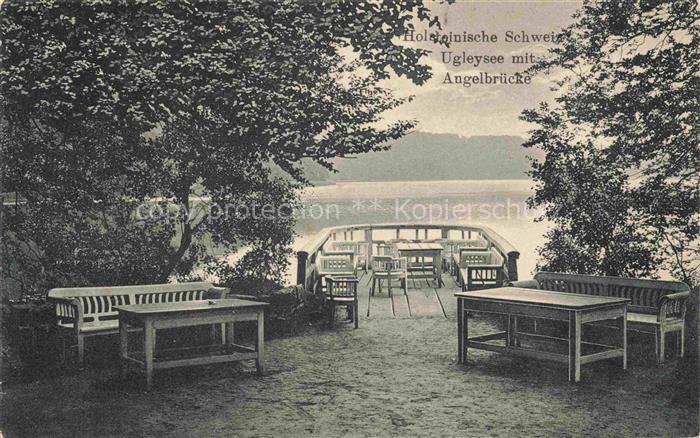 Ugleysee Ukleisee Eutin Schleswig-Holstein Angelbruecke See Baeume Baenke Tische