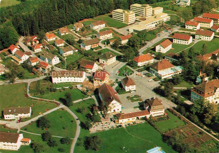 Neutrauchburg Isny Allgaeu Bayern Fliegeraufnahme Ortszentrum Kurort Klinik Wohn