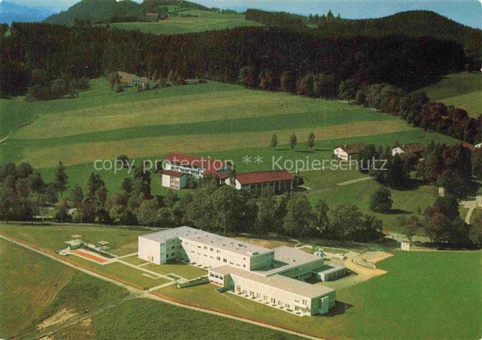 Isny Allgaeu Bayern Altenheim-Sonnenhalde Fliegeraufnahme Luftbild Altenheim Wie