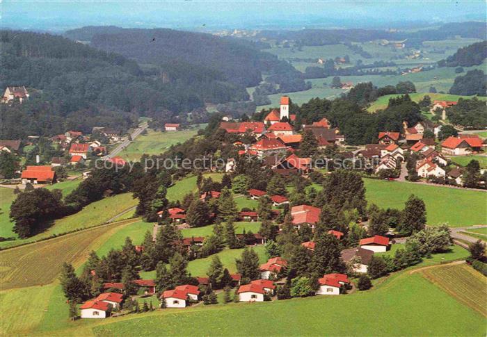 Eglofs Argenbuehl Ravensburg BW Familienferiendorf Luftbild Dorf Kirche Allgaeu