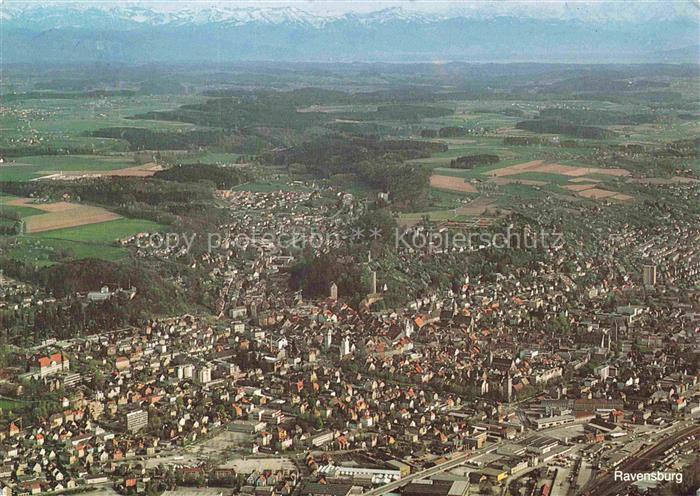 RAVENSBURG  Wuerttemberg BW Fliegeraufnahme Stadtpanorama Tuerme Altstadt Alpen