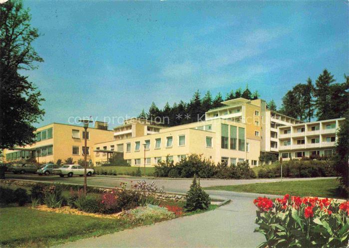 Neutrauchburg Isny Allgaeu Bayern Sanatorium-Schwabenland Kurgebaeude Park Tulpe
