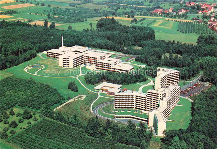FRIEDRICHSHAFEN Bodensee BW Krankenhaus Klinikgebaeude Hochhaeuser Obstwiesen Pa