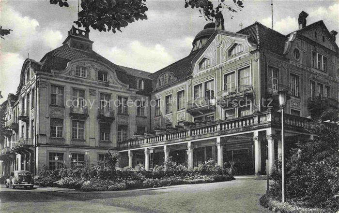 Bad Salzschlirf Fulda Hessen Badehof Kurhotel Jugendstil Eingang Kolonnaden Auto