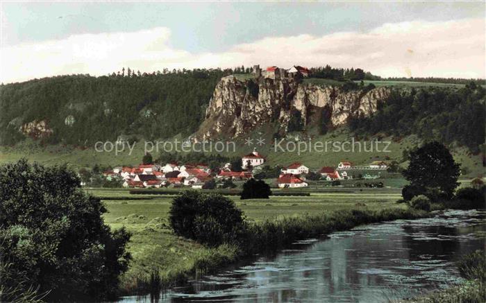 Arnsberg Kipfenberg Eichstaett Bayern Altmuehltal Burg Felsen Dorf Fluss Altmueh