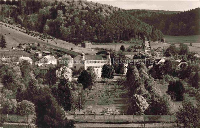 Pfuenz Schloss Jugendhaus Altmuehltal Wald Tal Garten Kirchturm Felder