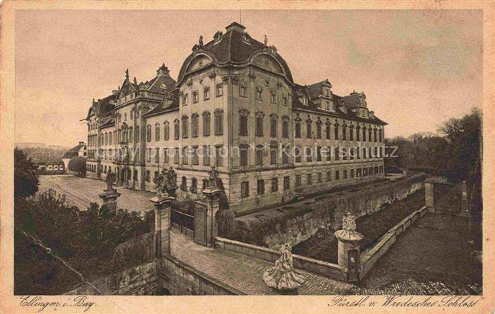 Ellingen Bayern Fuerstlich-Wiedesches-Schloss Schloss Barockbau Skulpturen Tor G
