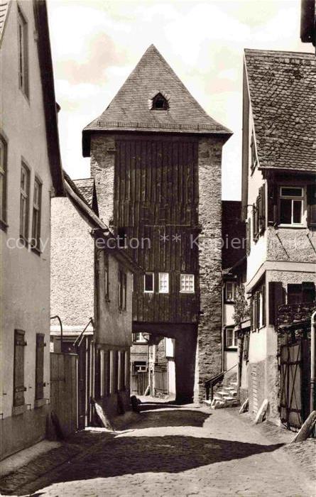 Kronberg  Cronberg Taunus Eichentor Stadttor Altstadt Gasse Fachwerk Taunus