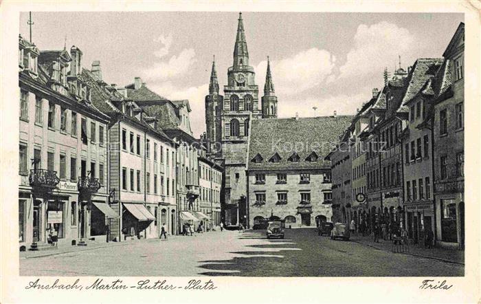 ANSBACH Mittelfranken Bayern Martin-Luther-Platz Kirche Kirchturm Strassenszene