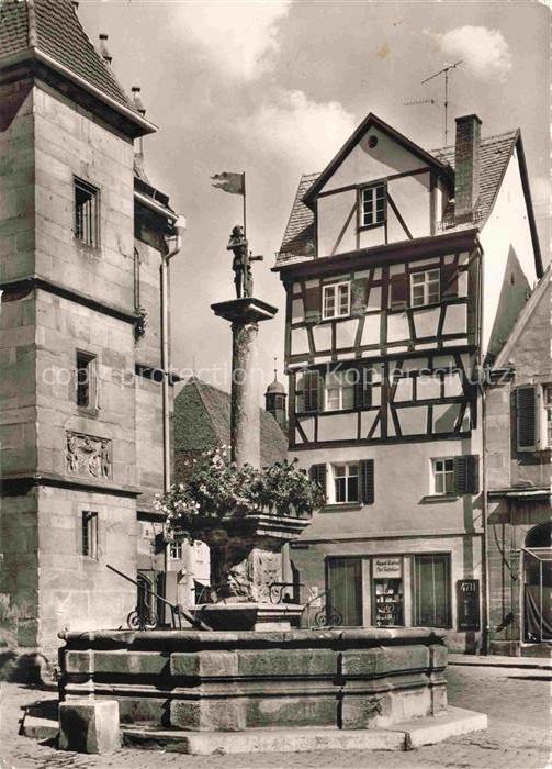 Weissenburg Bayern Marktbrunnen Brunnen Fachwerkhaus Altstadt Figur Platzbrunne
