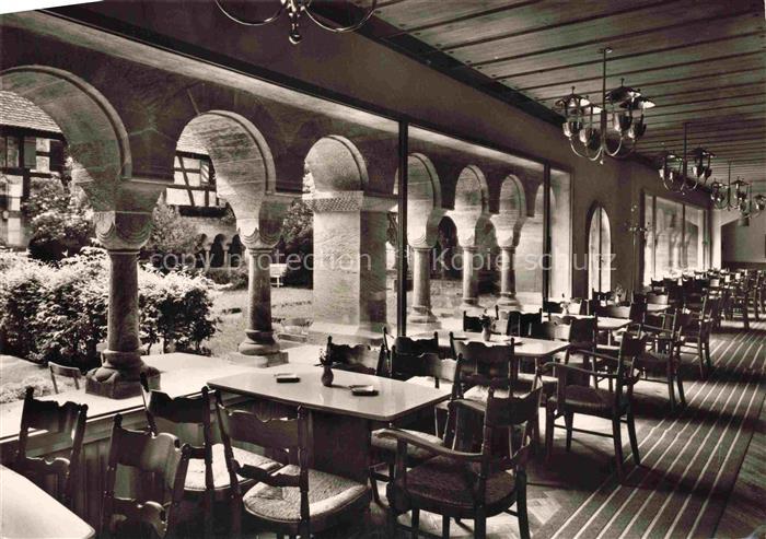 Feuchtwangen Café-am-Kreuzgang Kreuzgang Romanische-Saeulen Innenansicht Restaur