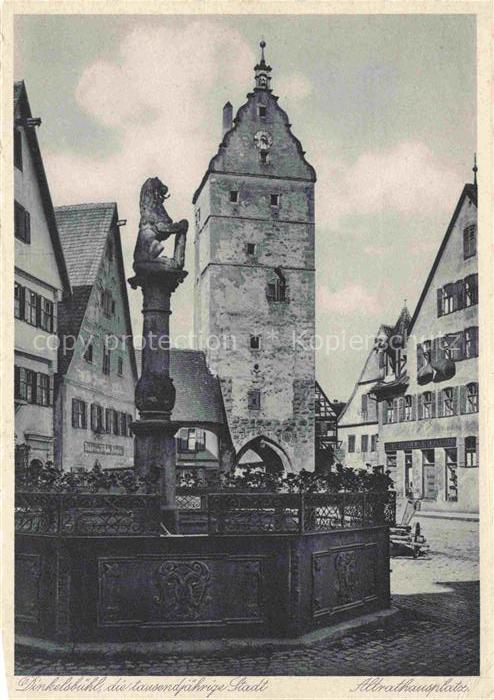 DINKELSBueHL Altrathausplatz Woernitz-Thor Loewenbrunnen Turm Fachwerkhaeuser Mi