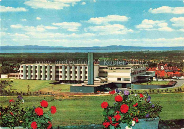 Tettnang Bodenseekreis BW Kreiskrankenhaus Bodensee Krankenhaus Geranien Wiese P