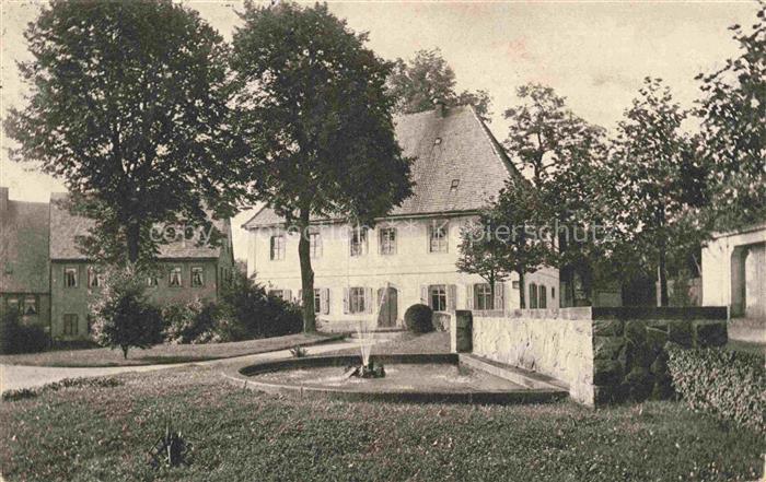Hainichen Sachsen Pfarrhaus Gellerthaus Brunnen Baeume Fachwerkhaus Wiese Heimat