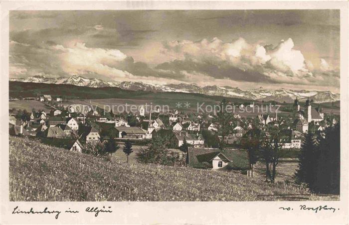Lindenberg Allgaeu Allgaeu Alpenblick Stadtpanorama Kirche Wiesen Daecher