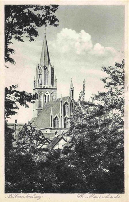 NEUBRANDENBURG St-Marienkirche Kirchturm Neugotik Baeume Dachlandschaft