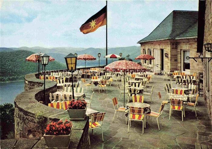 Schloss Waldeck Schloss-Waldeck Burg-Hotel Freiterrasse Edersee Sonnenschirme Re