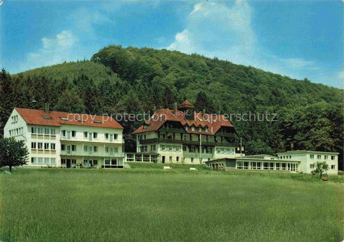 Reinhardshausen Bad Wildungen Hessen Kinderkurheim Kurgebaeude Wald Wiese Erholu